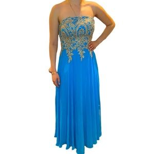 Glow dress beautiful blue gown